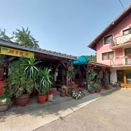 Apartment "Mira" Foca Luaran gambar
