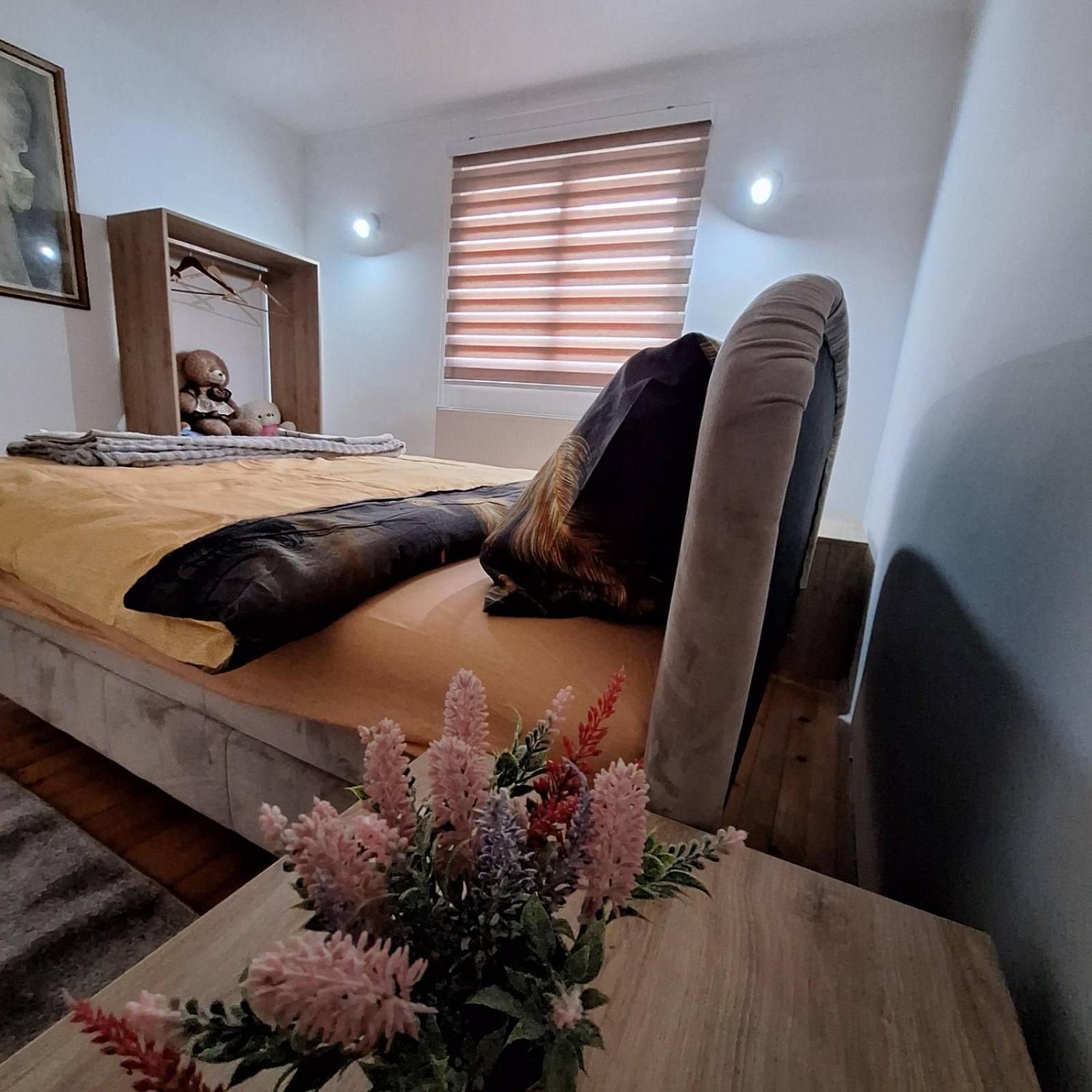 Apartment "Mira" Foca Luaran gambar